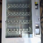 Vendo Vue 40 Combo Vending Machine – Multi-Functional Snack and Drink